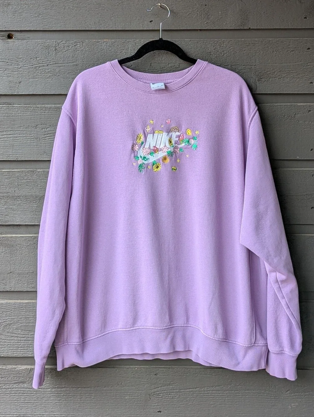 Nike Pastel Lilac Purple Embroidered Crewneck Sweatshirt Floral Mushroom XXL